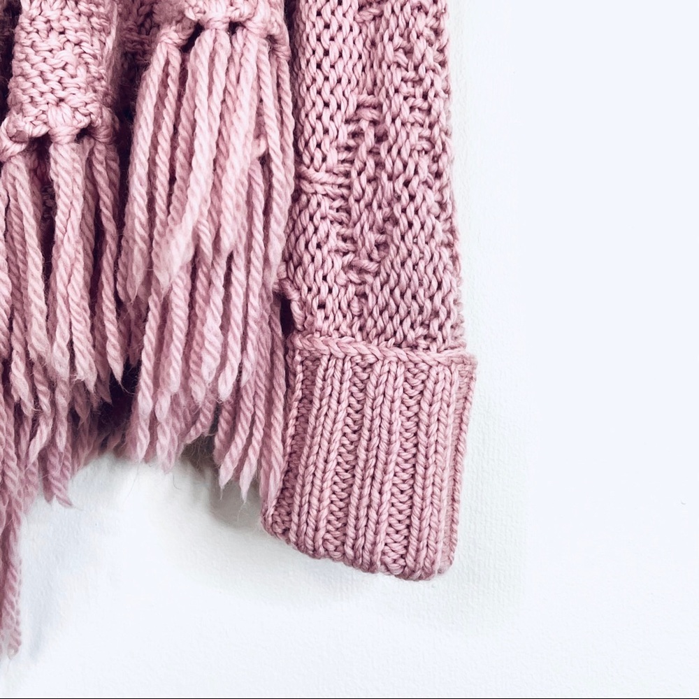 100% wool Elegant Mauve Turtleneck Poncho Sweater - Picture 11 of 13